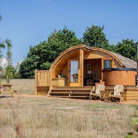 Barnhorn Glamping Villa Hooe Ngoại thất bức ảnh