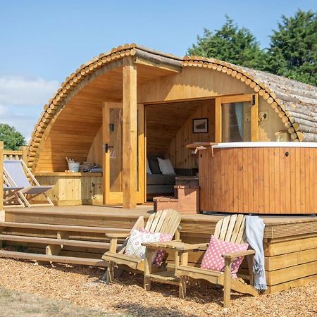 Barnhorn Glamping Villa Hooe Ngoại thất bức ảnh