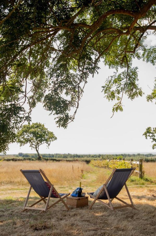 Barnhorn Glamping Villa Hooe Ngoại thất bức ảnh