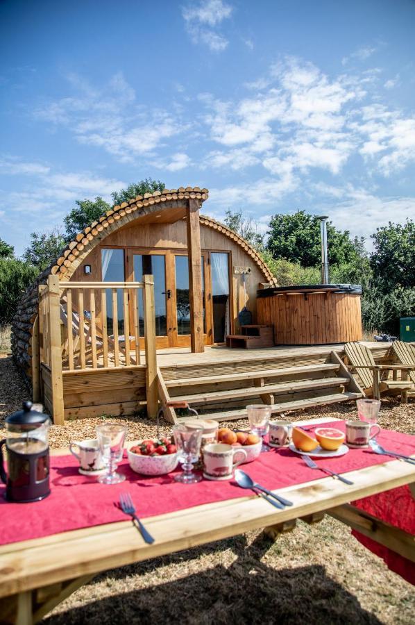 Barnhorn Glamping Villa Hooe Ngoại thất bức ảnh